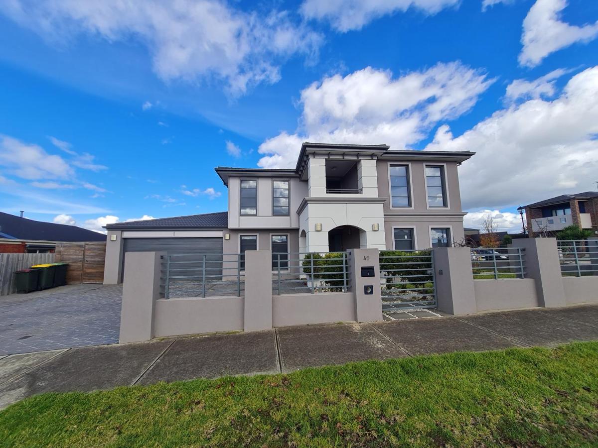 Stylish House In Geelong For Large Family Or Group Villa Exterior foto